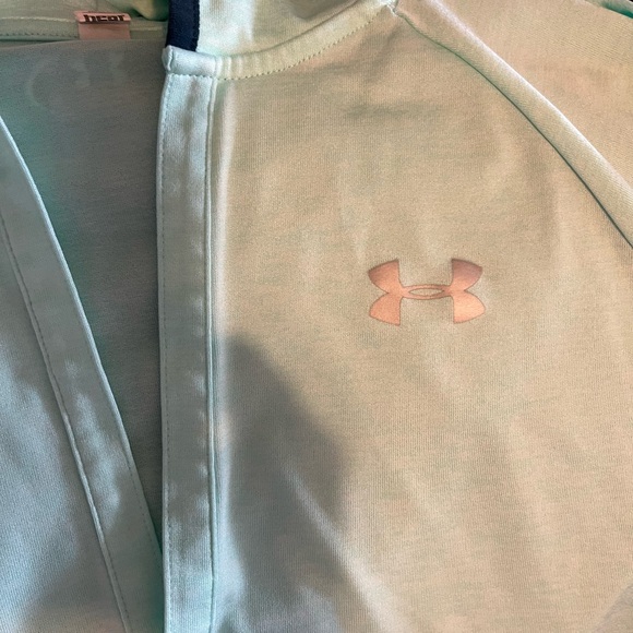 EUC CUTE UNDER ARMOUR SET SIZE LARGE - Picture 4 of 7